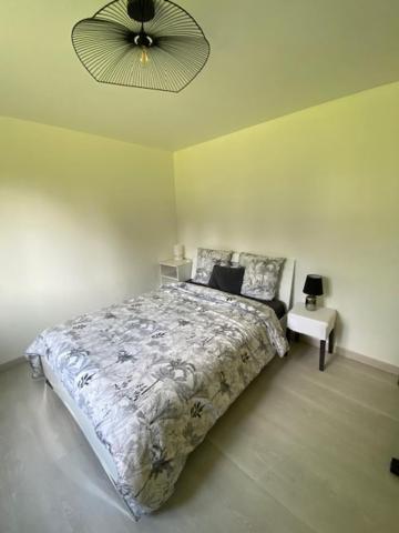 Charleval  Maison Plain Pied Charleval מראה חיצוני תמונה